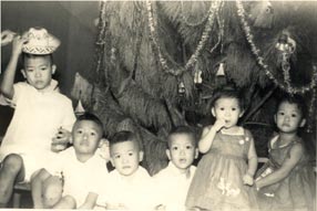 The six children of Peping and Pat Limjoco The six children of Peping and Pat Limjoco